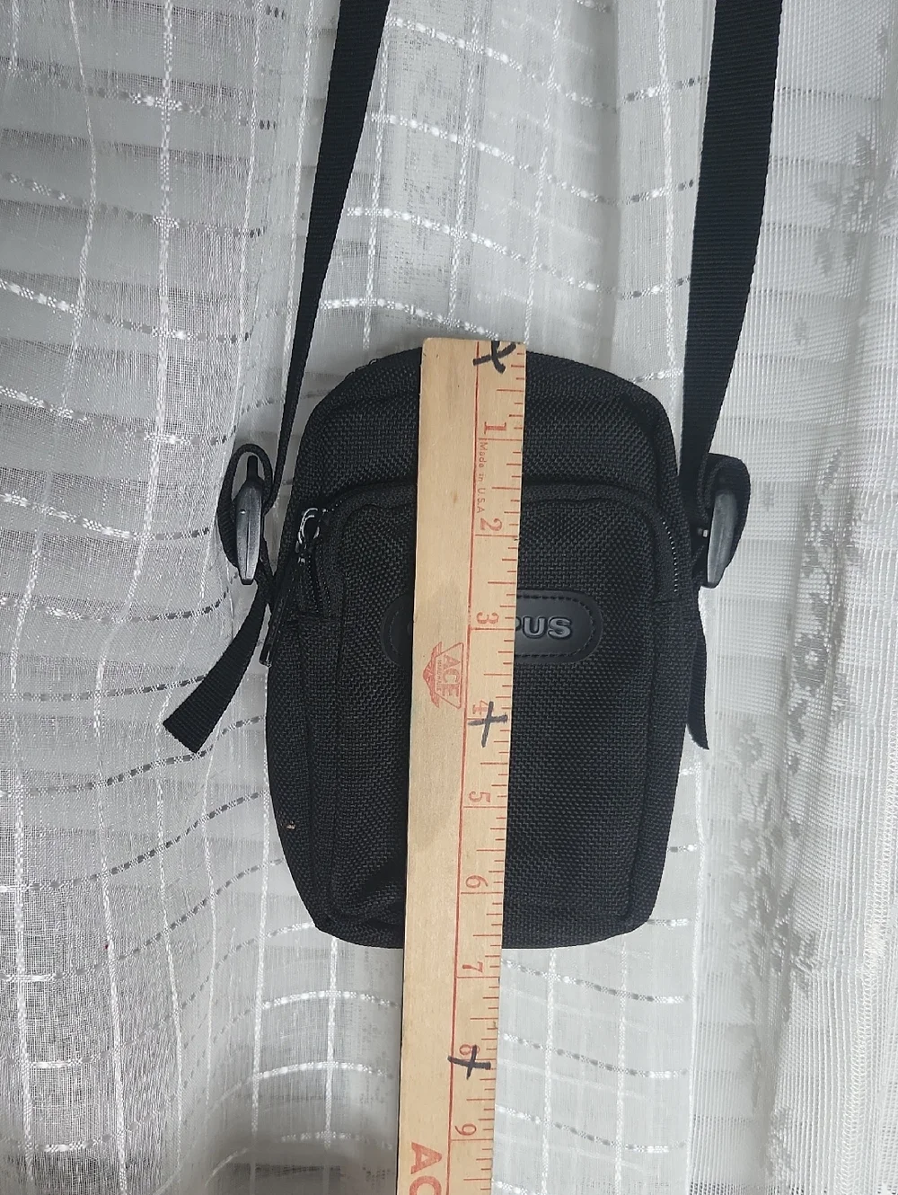 Olympus camera Crossbody bag W zippered front pocket & Adjustable Strap